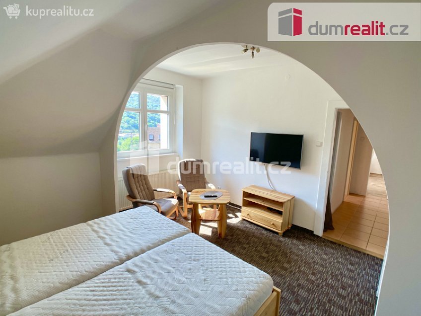 Pronájem bytu 2+kk 44 m^2 Ke Hradu, Ústí nad Labem 