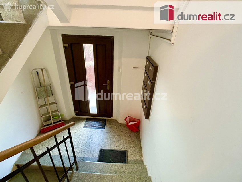 Pronájem bytu 2+kk 44 m^2 Ke Hradu, Ústí nad Labem 