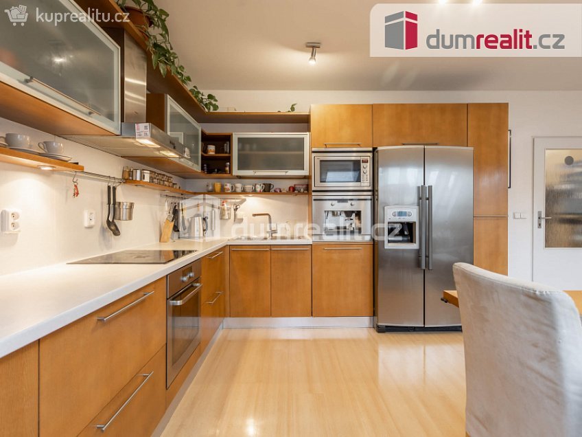 Prodej bytu 2+kk 62 m^2 Na sypkém, Praha 8 