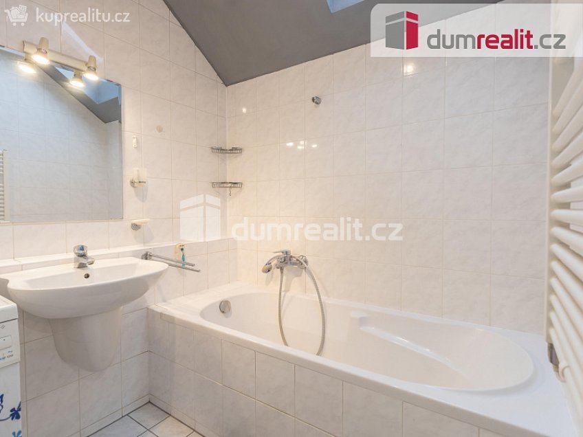 Prodej bytu 2+kk 62 m^2 Na sypkém, Praha 8 