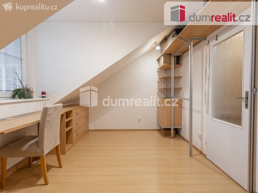 Prodej bytu 2+kk 62 m^2 Na sypkém, Praha 8 