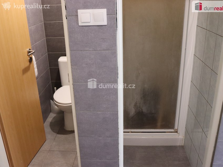 Pronájem  skladu 3276 m^2 Libušina, Olomouc 