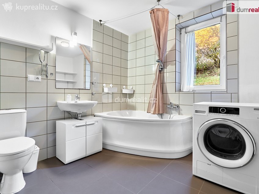 Prodej  ubytovacího zařízení 1526 m^2 Jáchymov, Jáchymov 