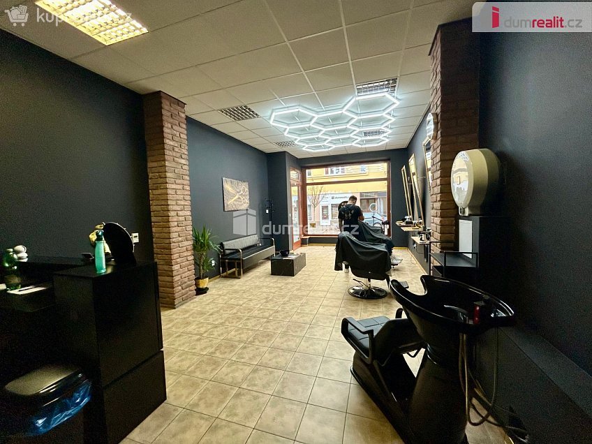 Pronájem  obchodních prostor 46 m^2 Pražská, Kolín 