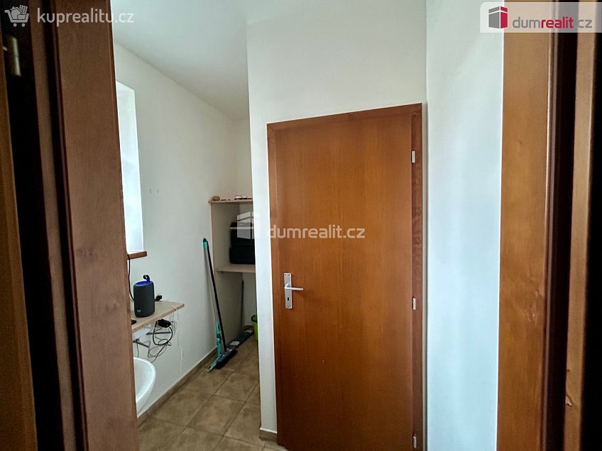 Pronájem  obchodních prostor 46 m^2 Pražská, Kolín 