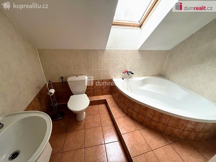 Pronájem bytu 5 a více 145 m^2 Jižní, Uherské Hradiště 