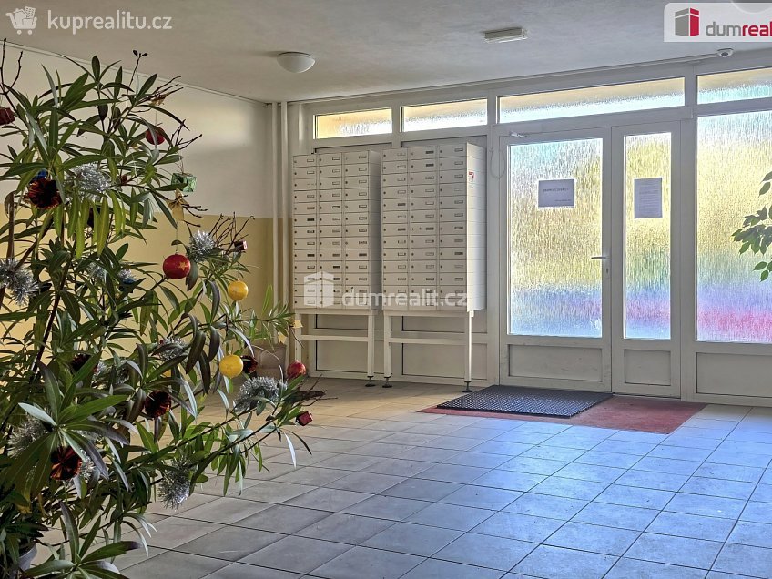 Prodej bytu 2+1 52 m^2 Kojetická, Neratovice 