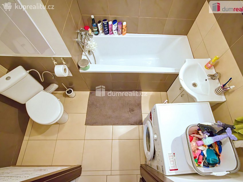 Prodej bytu 2+1 52 m^2 Kojetická, Neratovice 