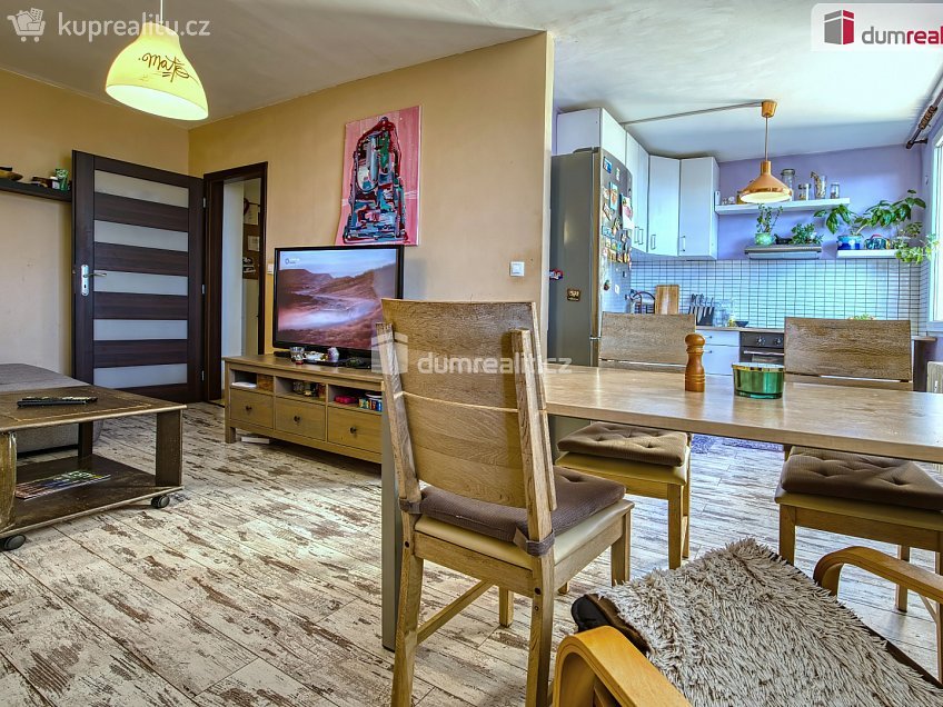 Prodej bytu 2+1 52 m^2 Kojetická, Neratovice 