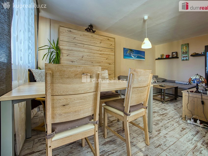 Prodej bytu 2+1 52 m^2 Kojetická, Neratovice 