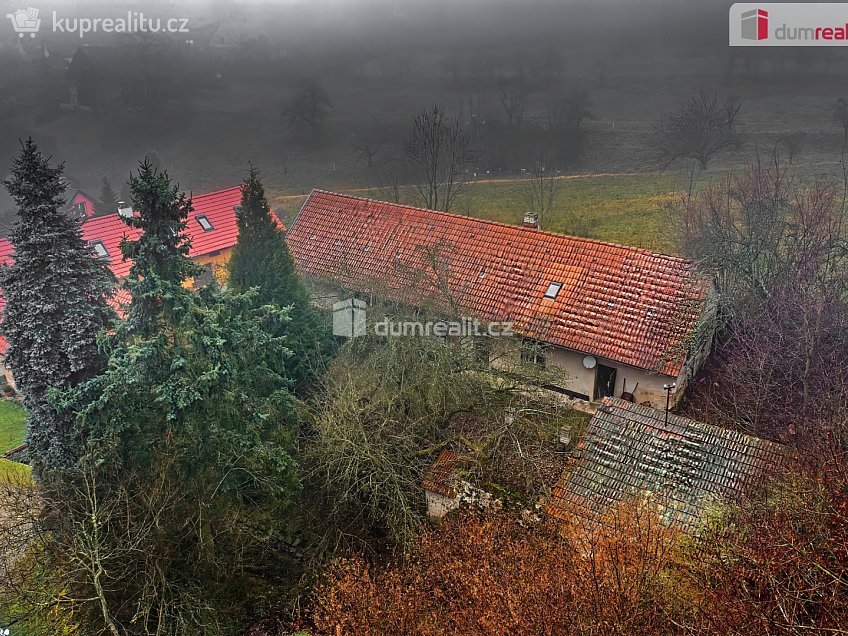 Prodej  rodinného domu 60 m^2 Divišov, Divišov 