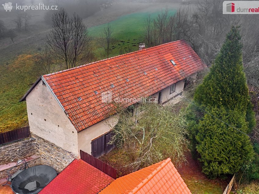 Prodej  rodinného domu 60 m^2 Divišov, Divišov 