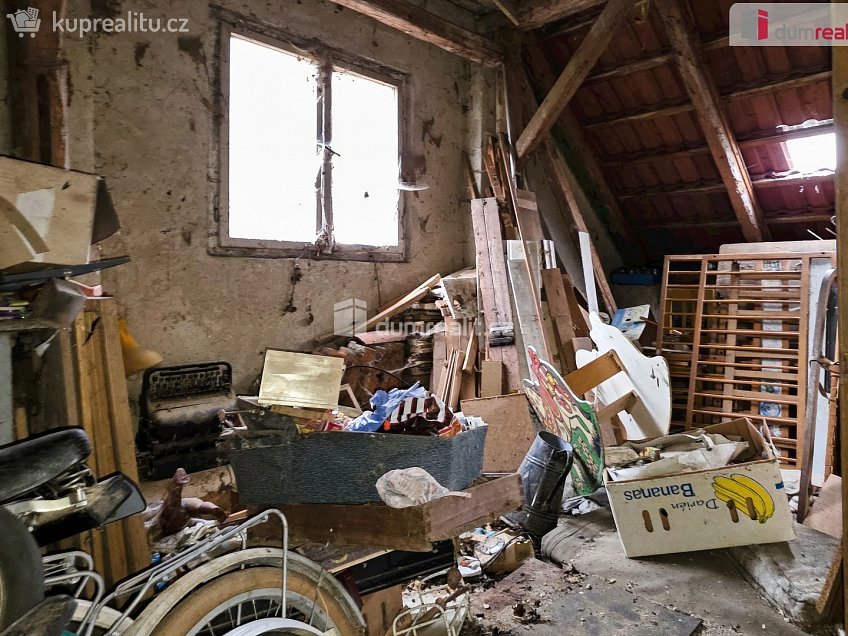 Prodej  rodinného domu 60 m^2 Divišov, Divišov 