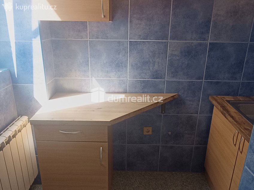 Pronájem  kanceláře 71 m^2 Čs. legií, Děčín 