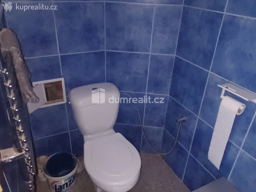 Pronájem  kanceláře 71 m^2 Čs. legií, Děčín 