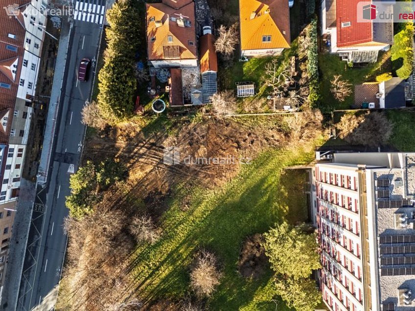 Prodej  stavebního pozemku 909 m^2 Davídkova, Praha 8 