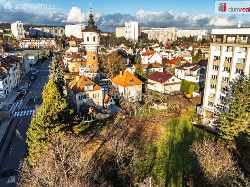Prodej  stavebního pozemku 909 m^2 Davídkova, Praha 8 