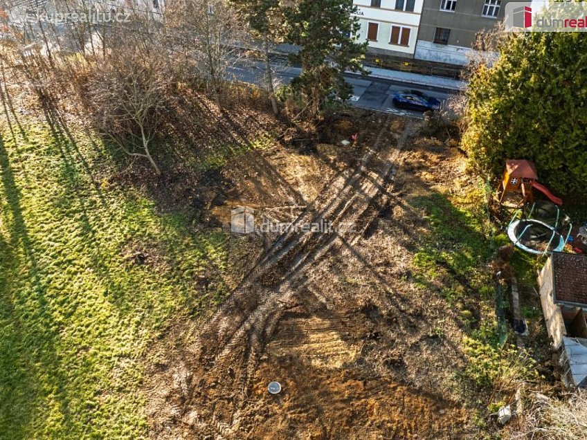 Prodej  stavebního pozemku 909 m^2 Davídkova, Praha 8 