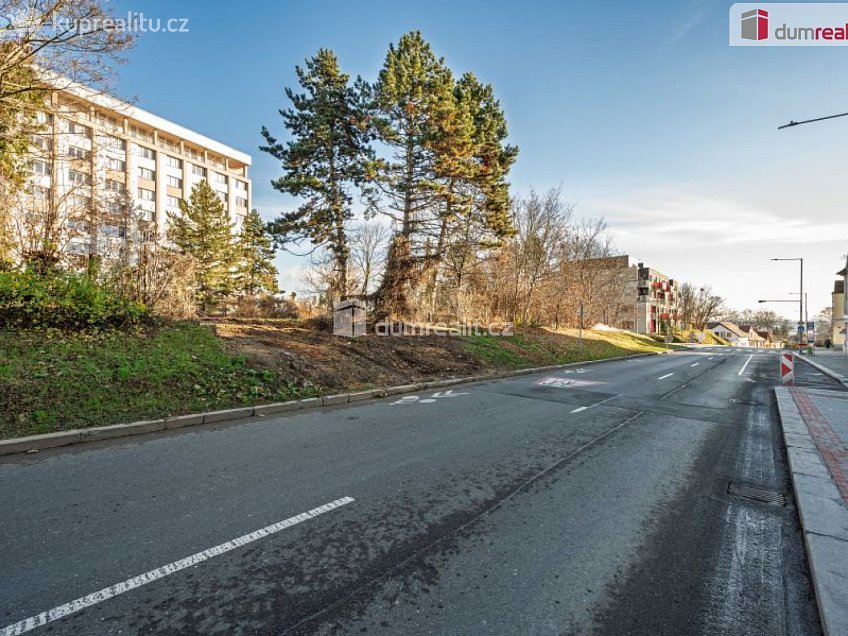 Prodej  stavebního pozemku 909 m^2 Davídkova, Praha 8 