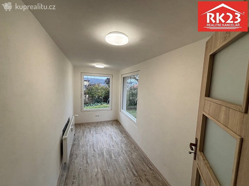 Pronájem bytu 3+kk 60 m^2 Nad obcí II, Praha 