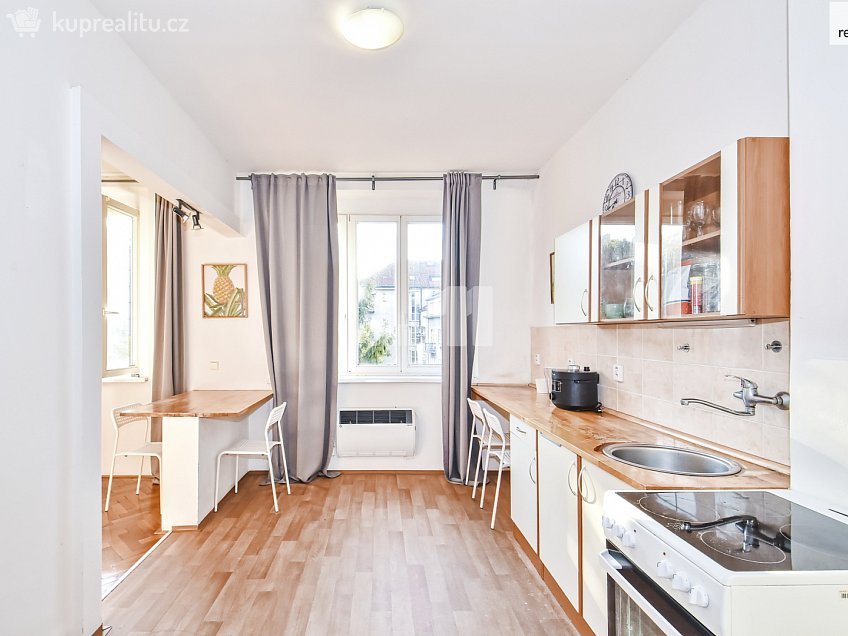 Prodej bytu 2+kk 37 m^2 Zoubkova, Praha 5 