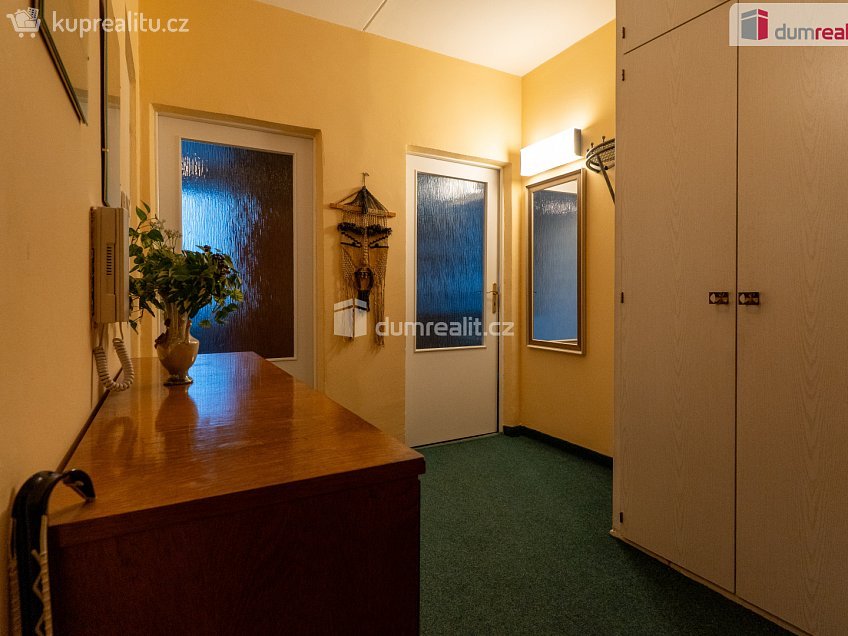 Prodej bytu 3+1 65 m^2 Hroznatova, Mariánské Lázně 