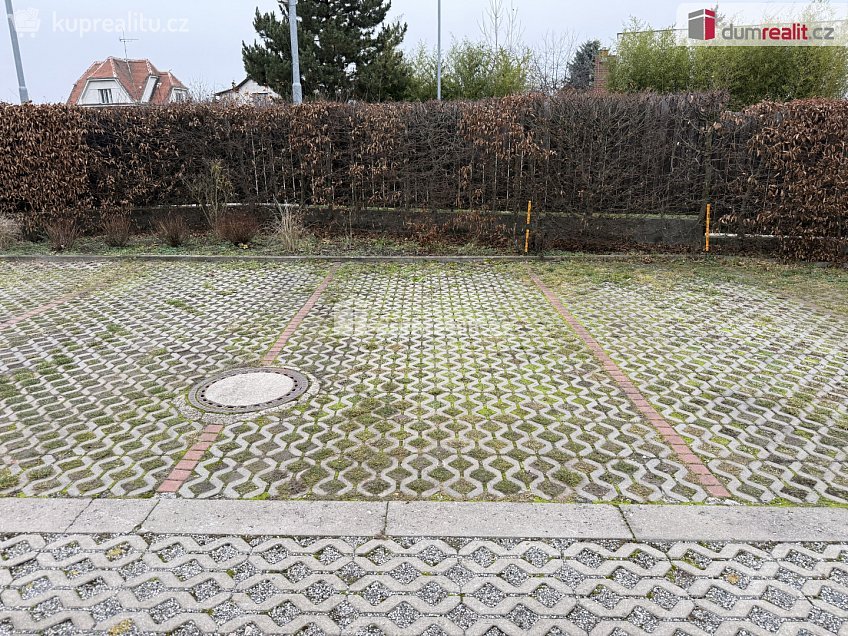 Pronájem bytu 2+kk 70 m^2 Slunečná, Černošice 