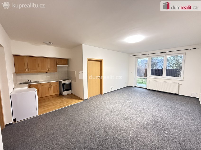 Pronájem bytu 2+kk 70 m^2 Slunečná, Černošice 