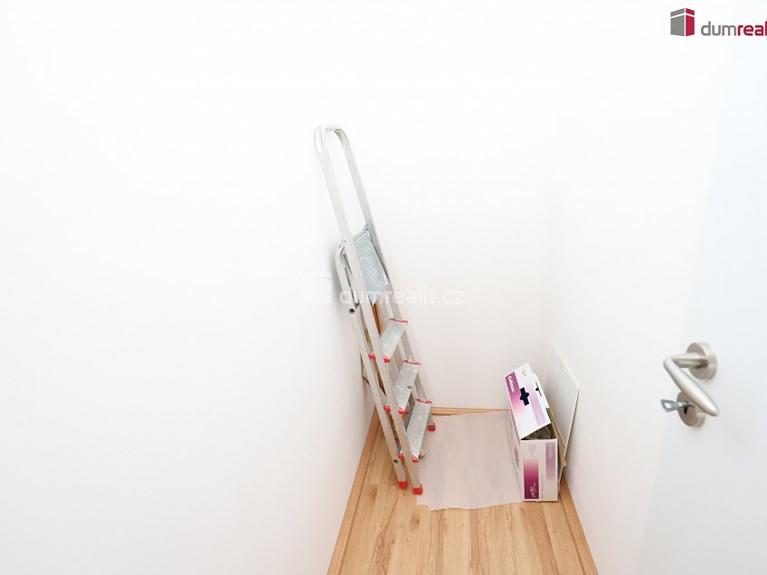 Prodej  rodinného domu 200 m^2 Mnichov, Mnichov 