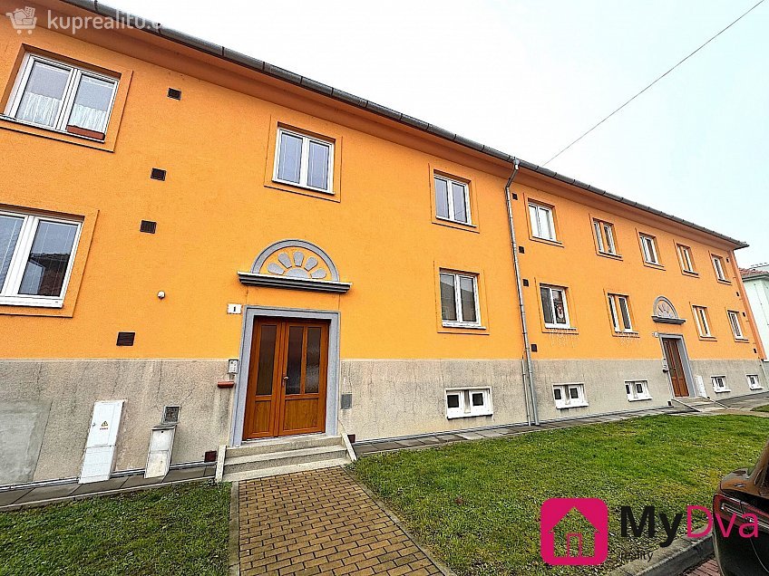 Pronájem bytu 2+1 55 m^2 Moravská, Oslavany 