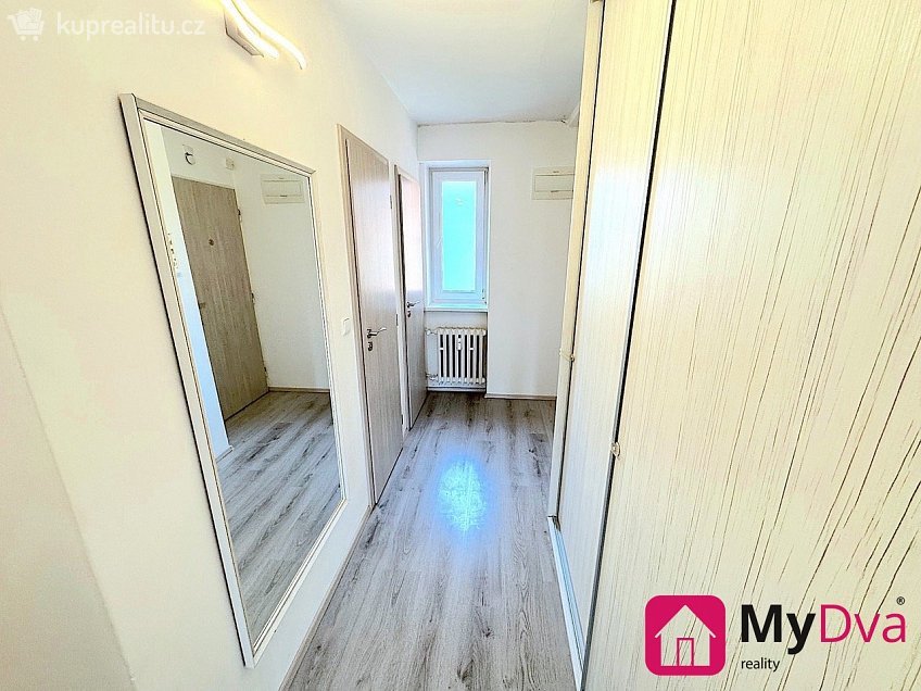 Pronájem bytu 2+1 55 m^2 Moravská, Oslavany 