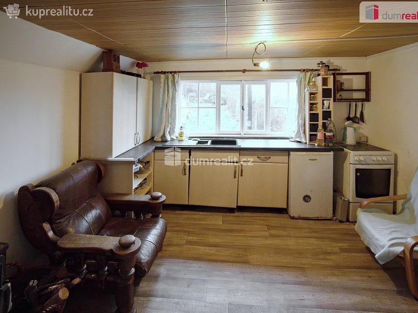 Prodej  chaty 35 m^2 Pod Kostelíčkem, Liběchov 