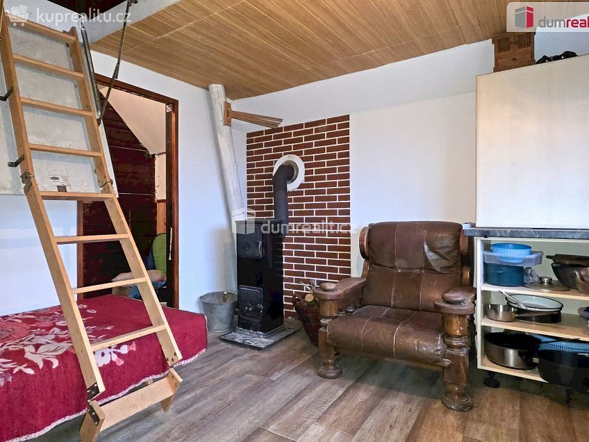 Prodej  chaty 35 m^2 Pod Kostelíčkem, Liběchov 