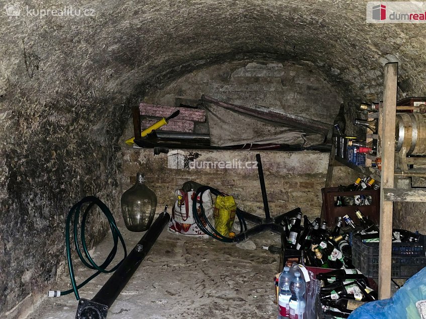 Prodej  chaty 35 m^2 Pod Kostelíčkem, Liběchov 