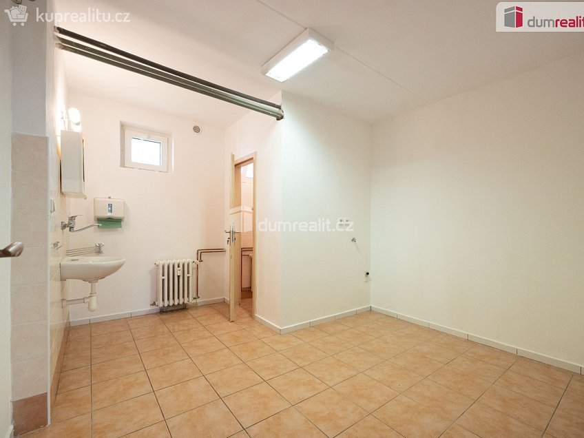 Prodej  obchodních prostor 50 m^2 J. Bendy, České Budějovice 