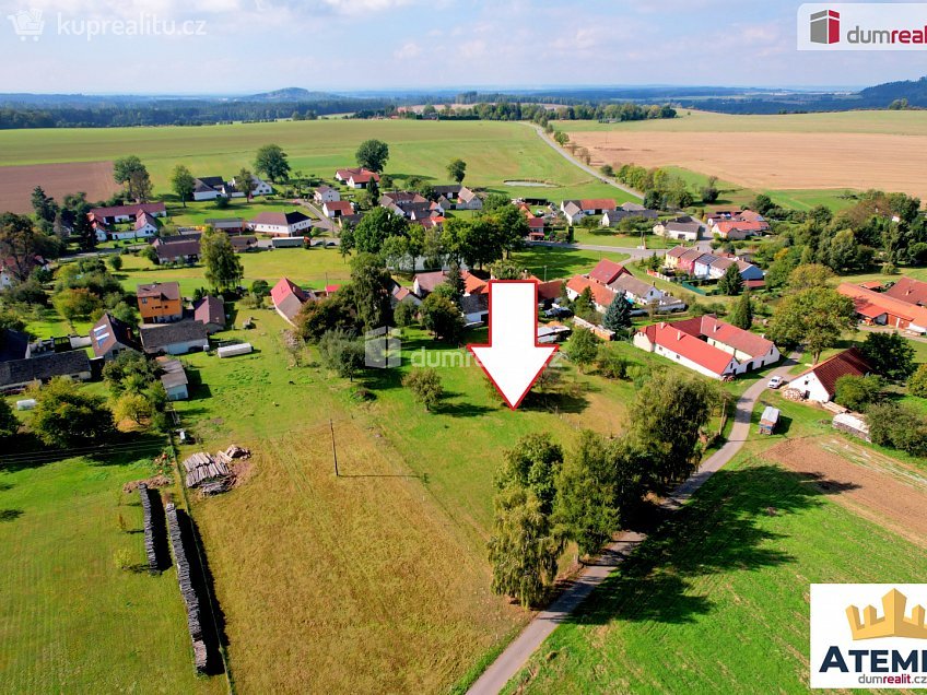 Prodej  stavebního pozemku 1025 m^2 Psárov, Psárov 