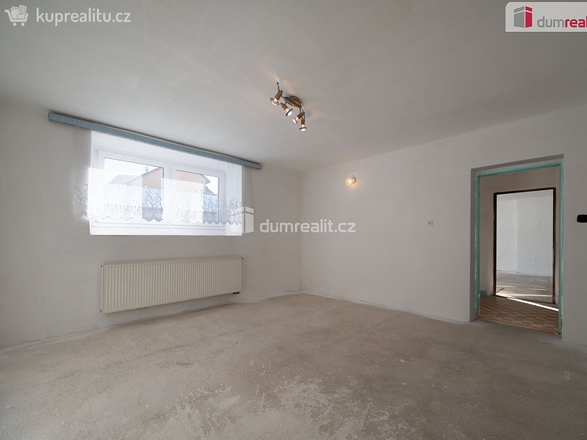 Prodej  usedlosti 486 m^2 Psárov, Psárov 