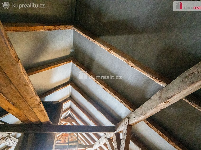 Prodej  usedlosti 486 m^2 Psárov, Psárov 