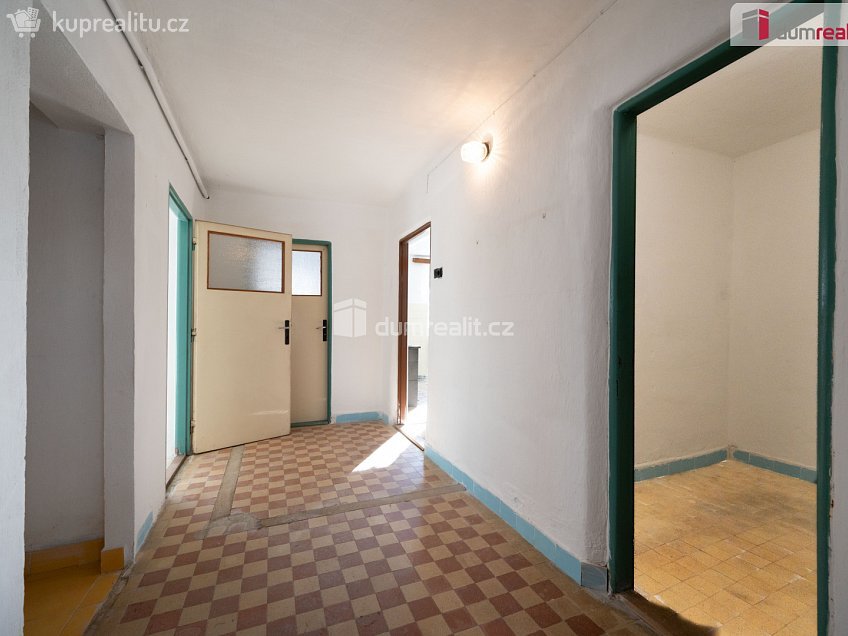 Prodej  usedlosti 486 m^2 Psárov, Psárov 