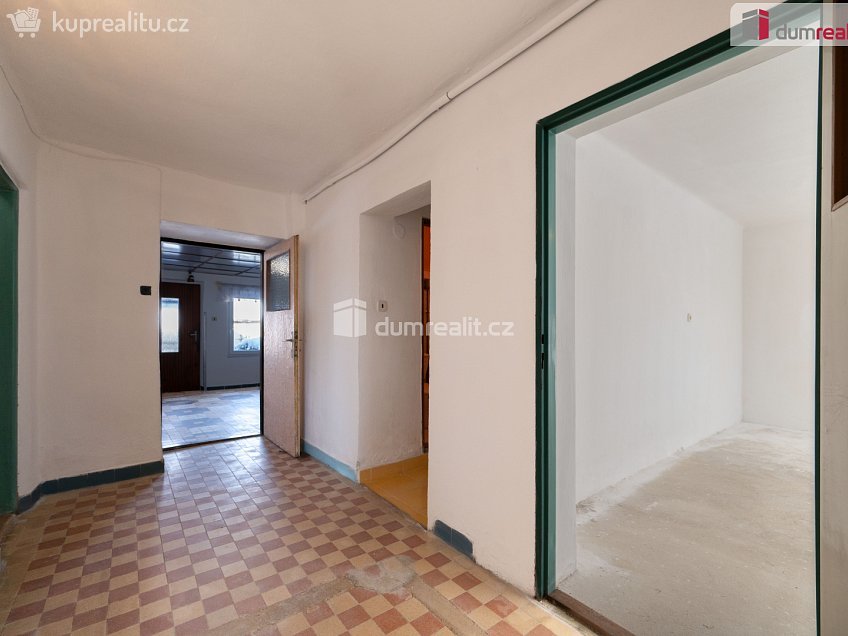 Prodej  usedlosti 486 m^2 Psárov, Psárov 