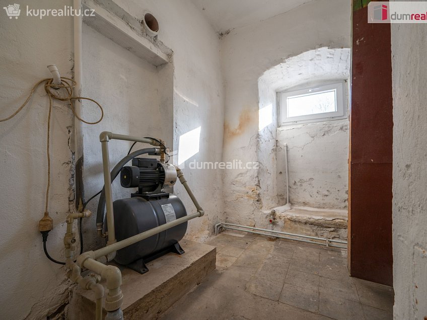 Prodej  usedlosti 486 m^2 Psárov, Psárov 