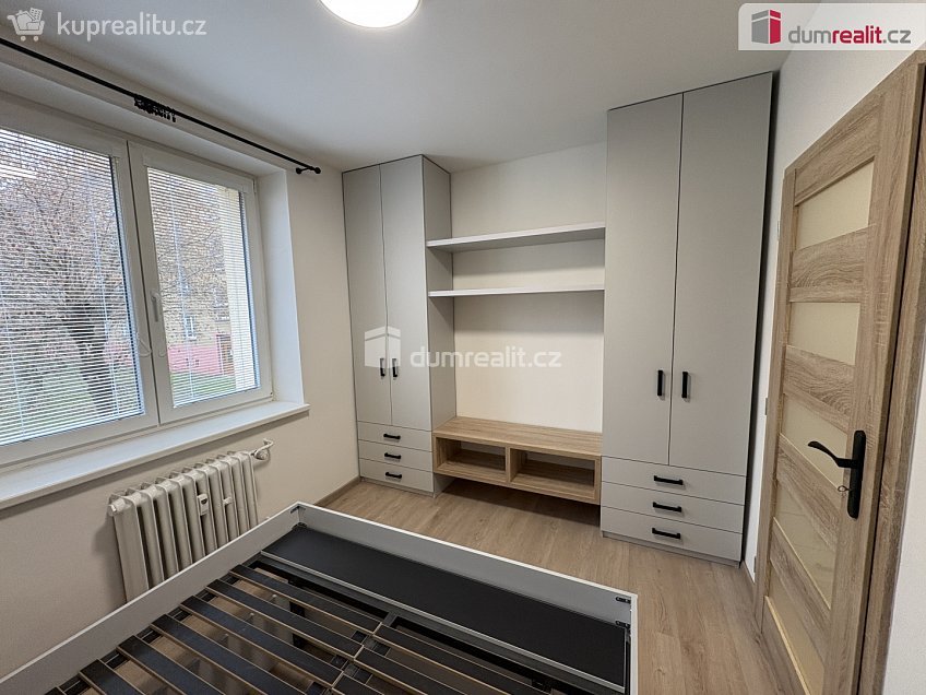 Pronájem bytu 2+kk 48 m^2 Prof. Skupy, Příbram 