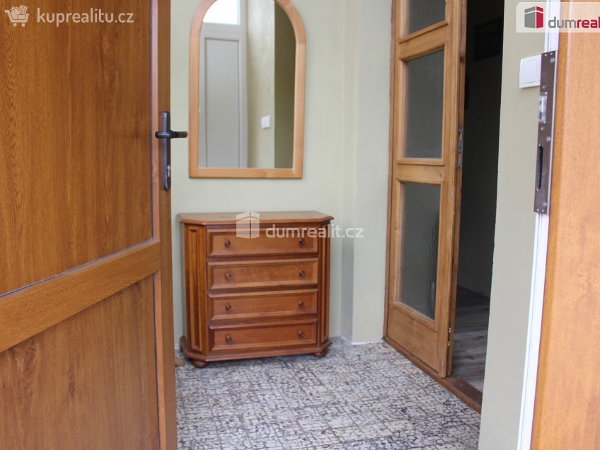 Pronájem bytu 1+1 45 m^2 Dr. Horákové, Poděbrady 