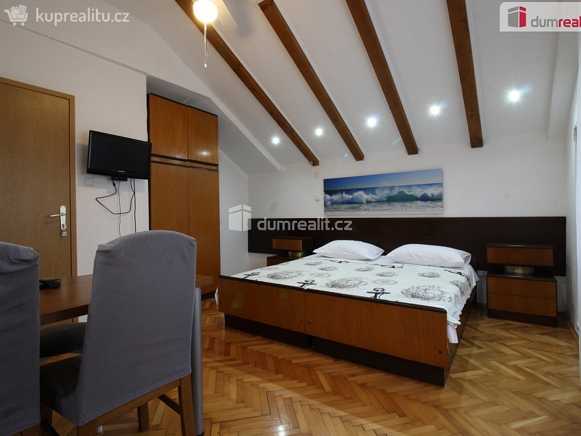 Pronájem bytu 1+1 45 m^2 Dr. Horákové, Poděbrady 