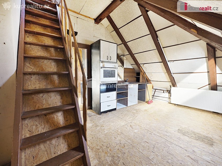 Prodej  rodinného domu 130 m^2 Růžová, Čerčany 