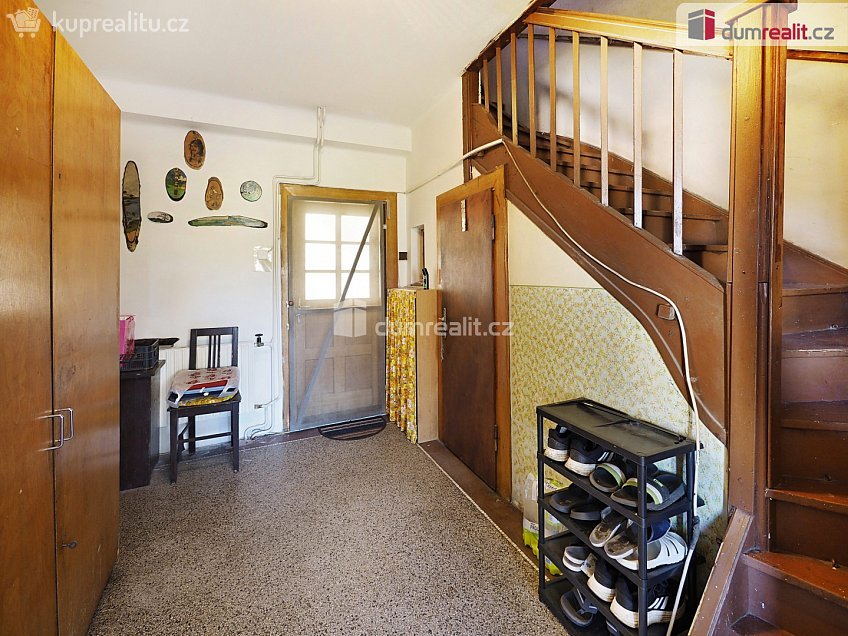Prodej  rodinného domu 130 m^2 Růžová, Čerčany 