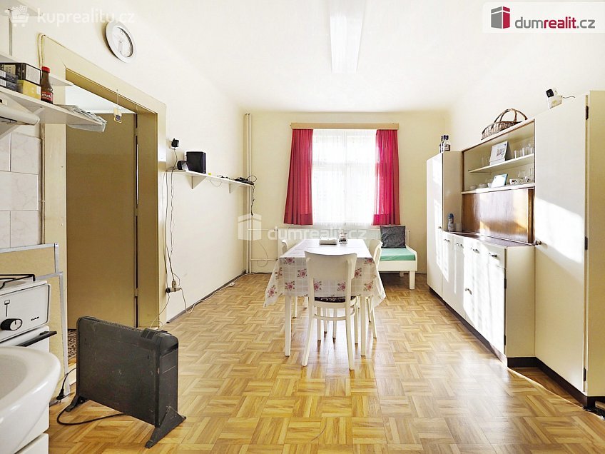 Prodej  rodinného domu 130 m^2 Růžová, Čerčany 