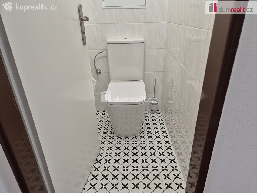 Pronájem bytu 2+kk 56 m^2 Vyšenská, Český Krumlov 