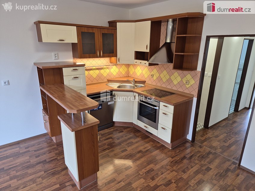 Pronájem bytu 2+kk 56 m^2 Vyšenská, Český Krumlov 