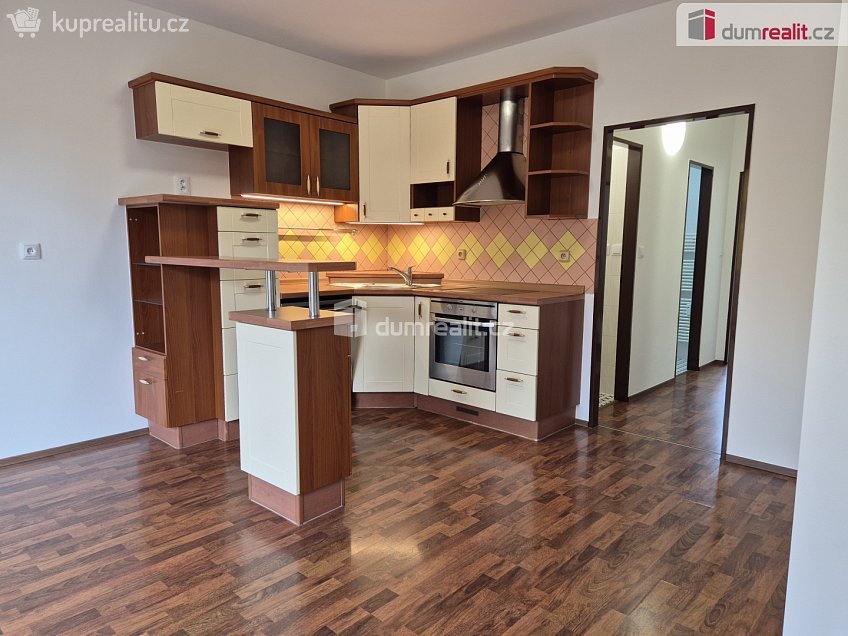 Pronájem bytu 2+kk 56 m^2 Vyšenská, Český Krumlov 